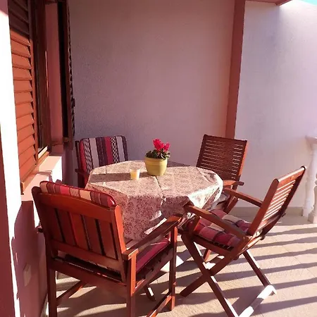 Appartement With Parking Space - Diklo, - 5908 *