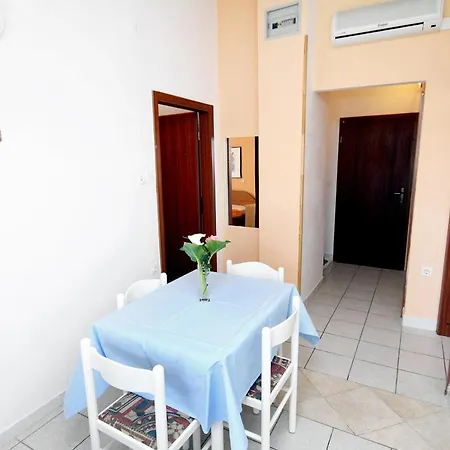 With Parking Space - Diklo, - 5908